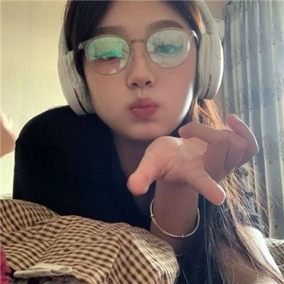 红色八爪女